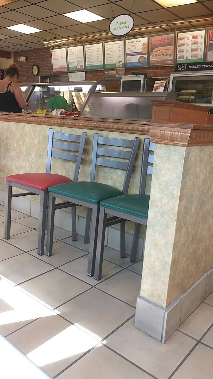 Subway Restaurants | restaurant | 910 N Frazier St, Conroe, TX 77301, USA | 9367603700 OR +1 936-760-3700