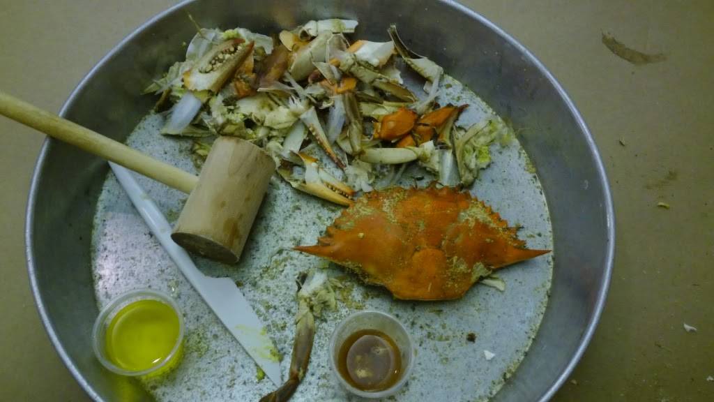 Tap Room Inc | restaurant | 201 Bohemia Ave, Chesapeake City, MD 21915, USA | 4108852344 OR +1 410-885-2344