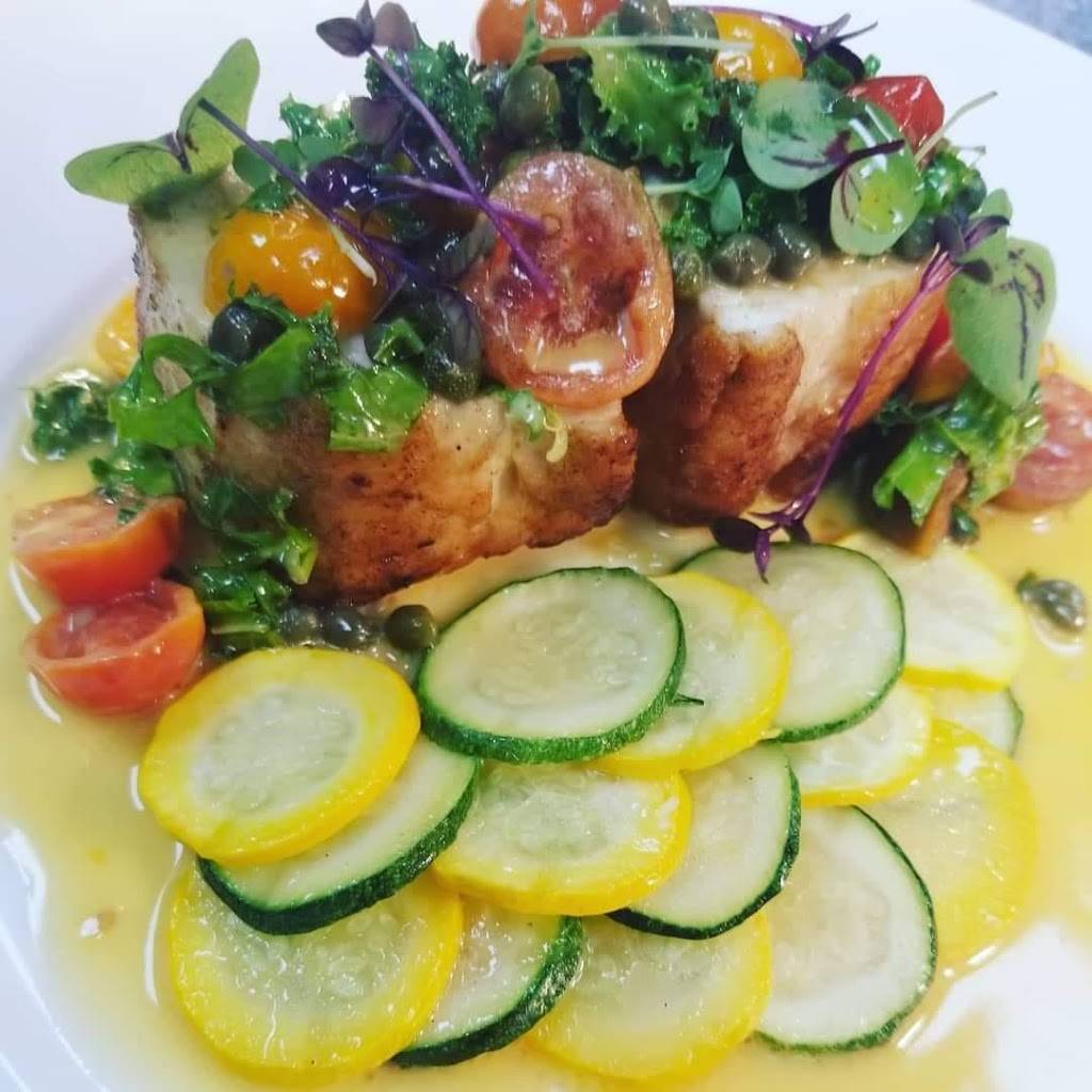 Tompkins by The Rack House | restaurant | 500 S Main St, St Charles, MO 63301, USA | 6364936332 OR +1 636-493-6332