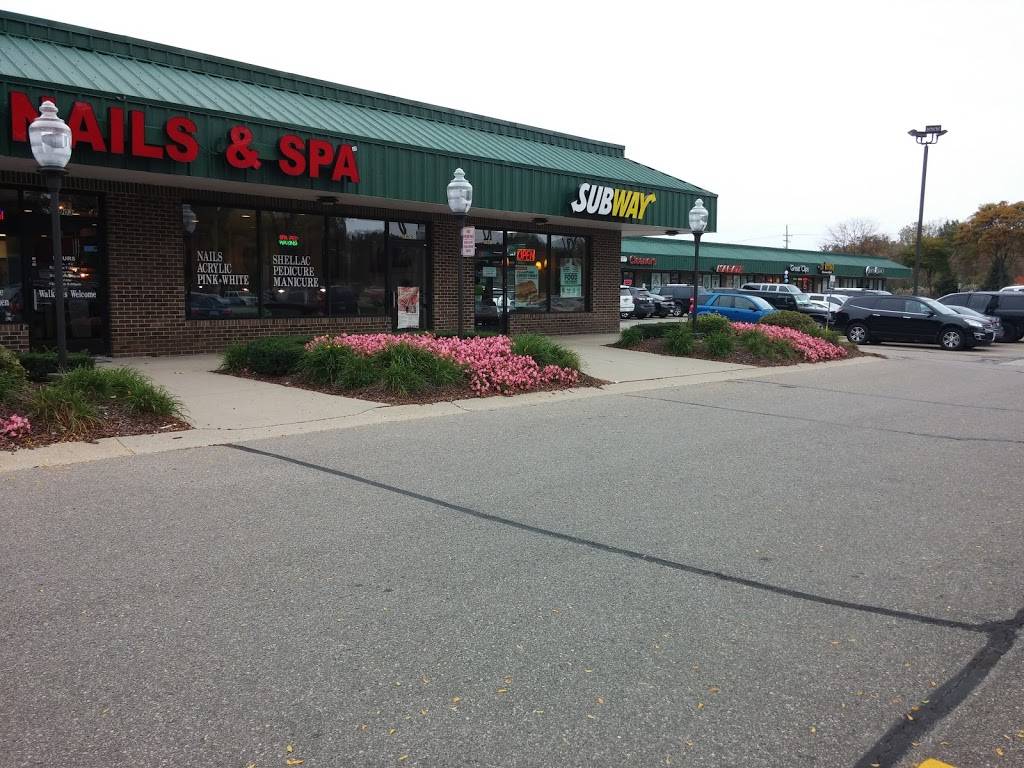 Subway Restaurants | restaurant | 5907 John R Rd, Troy, MI 48085, USA | 2488288422 OR +1 248-828-8422