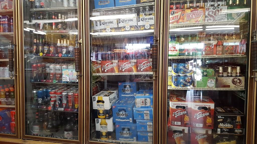 La Chiquita Market | restaurant | 1213 N Semoran Blvd, Orlando, FL 32807, USA | 3212353380 OR +1 321-235-3380