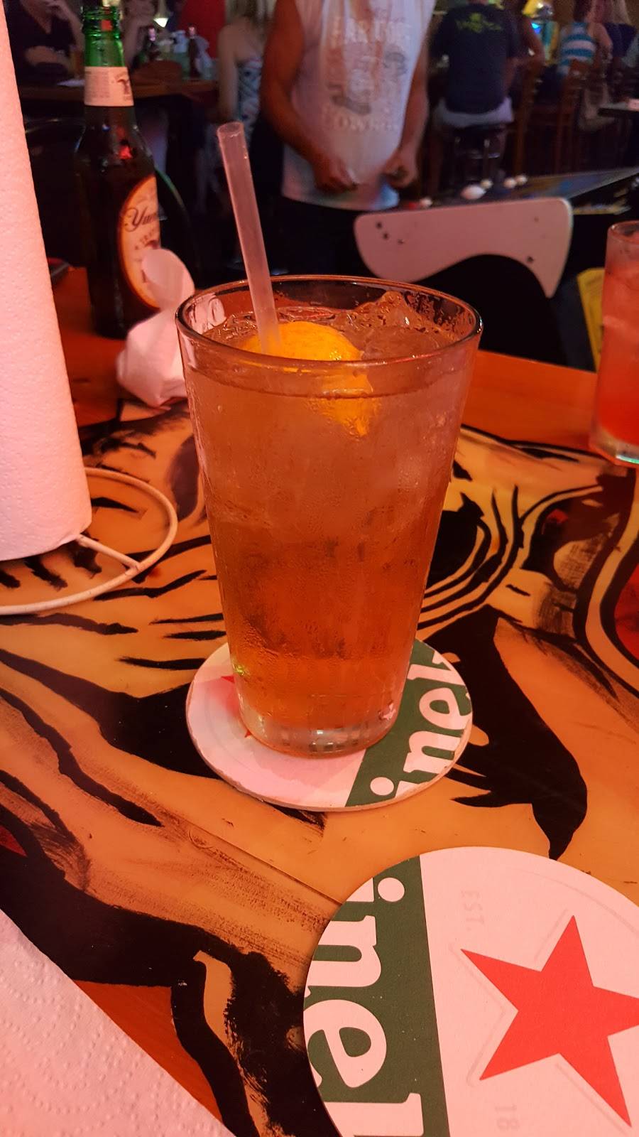 Buffalo City Bar & Grill | restaurant | 5631 Park St N, St. Petersburg, FL 33709, USA | 7275499464 OR +1 727-549-9464