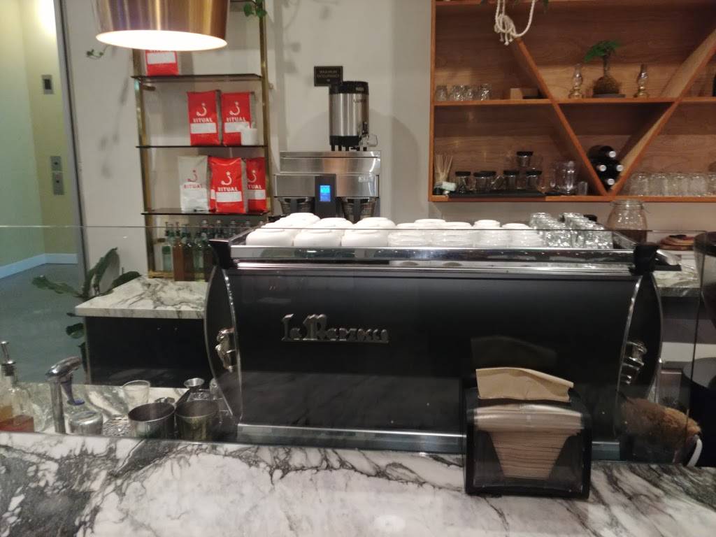 Cafe Bon Appetit | cafe | 30800 Palos Verdes Dr E, Rancho Palos Verdes, CA 90275, USA | 3103779433 OR +1 310-377-9433