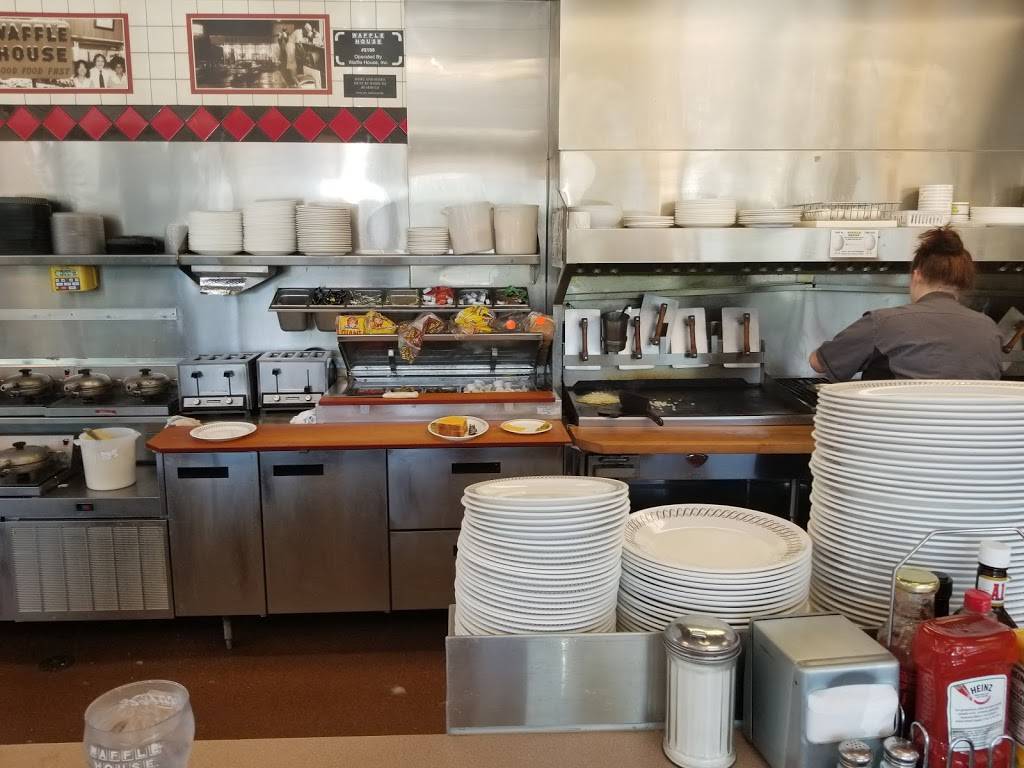 Waffle House | meal takeaway | 2720 Sandy Plains Rd, Marietta, GA 30066, USA | 7705098676 OR +1 770-509-8676