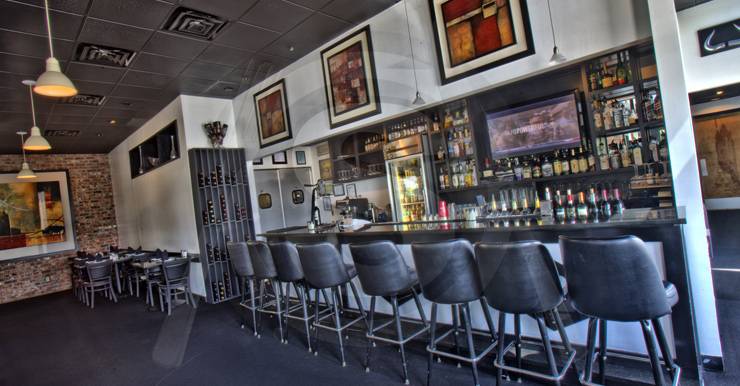 Toni Steakhouse | restaurant | 110 Eisenhower Dr, Savannah, GA 31406, USA | 9126918748 OR +1 912-691-8748