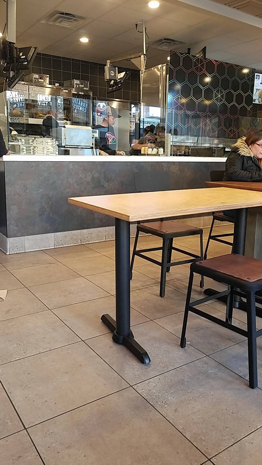 Taco Bell Cantina | meal takeaway | 1034 Flatbush Ave, Brooklyn, NY 11226, USA | 7184848082 OR +1 718-484-8082