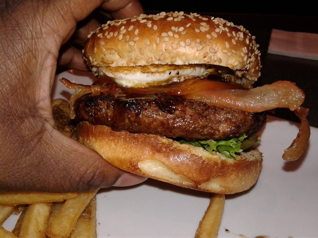 The Greene Turtle Sports Bar & Grille | restaurant | 8200 Perry Hall Blvd, Nottingham, MD 21236, USA | 4104973969 OR +1 410-497-3969