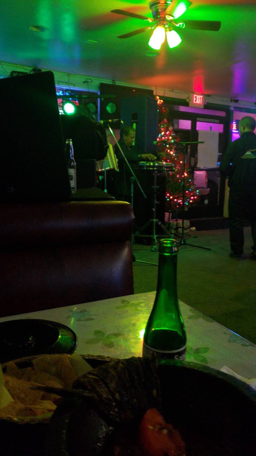 Marisco Los Pinos | restaurant | 1551 W Mission Rd # J, San Marcos, CA 92069, USA | 7607441529 OR +1 760-744-1529