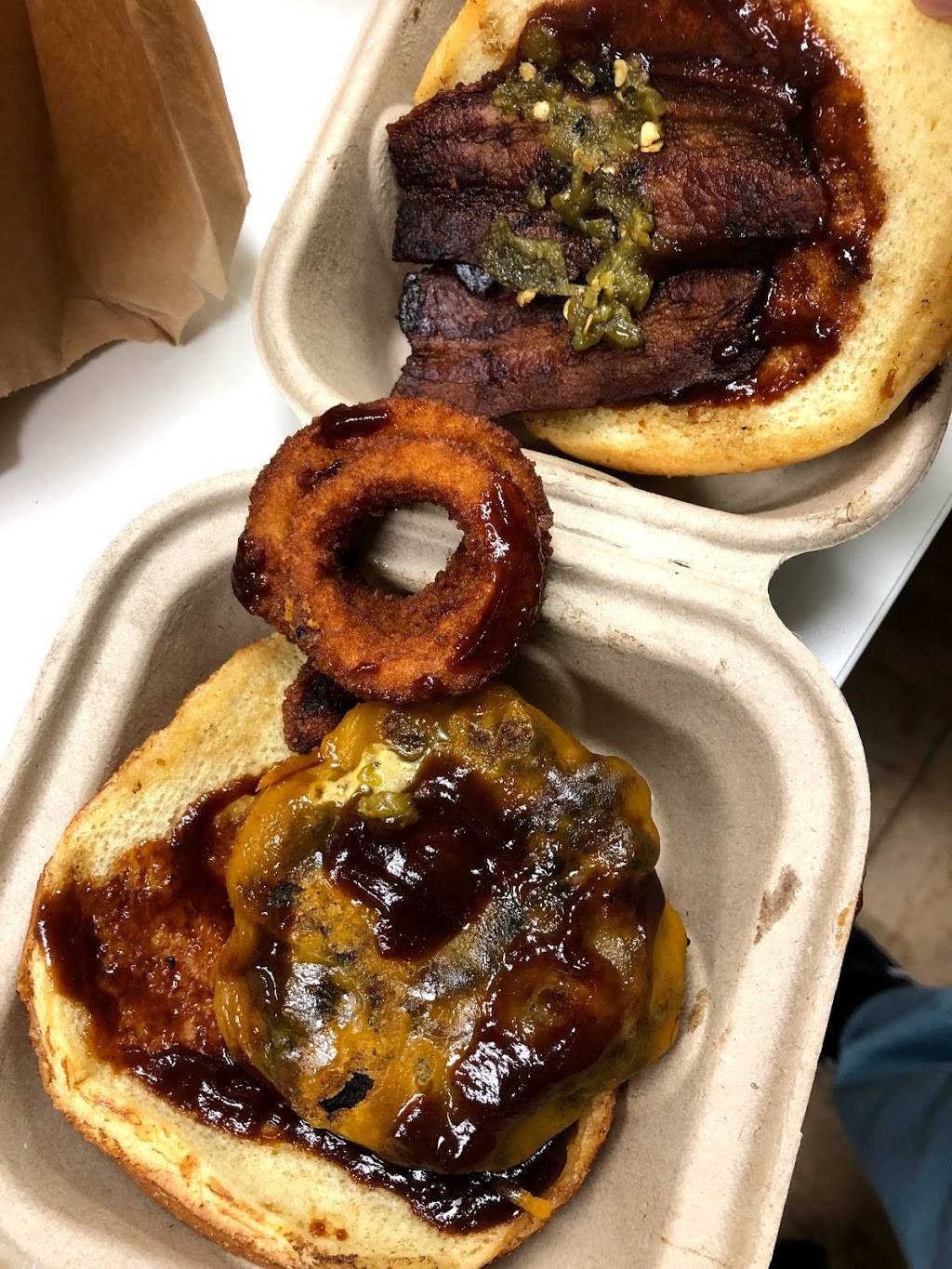 Urban Counter - Wheaton | restaurant | 25W420 Geneva Rd, Carol Stream, IL 60188, USA | 6304564020 OR +1 630-456-4020