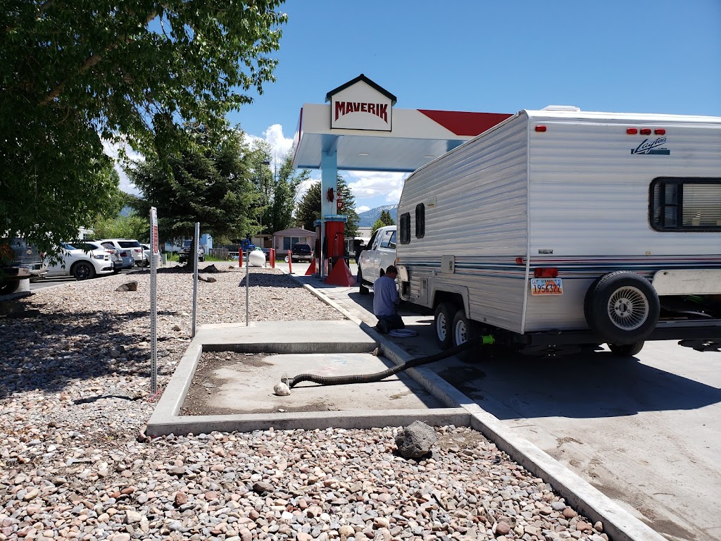 Maverik Adventures First Stop | restaurant | 160 N Main St, Thayne, WY 83127, USA | 3072002974 OR +1 307-200-2974