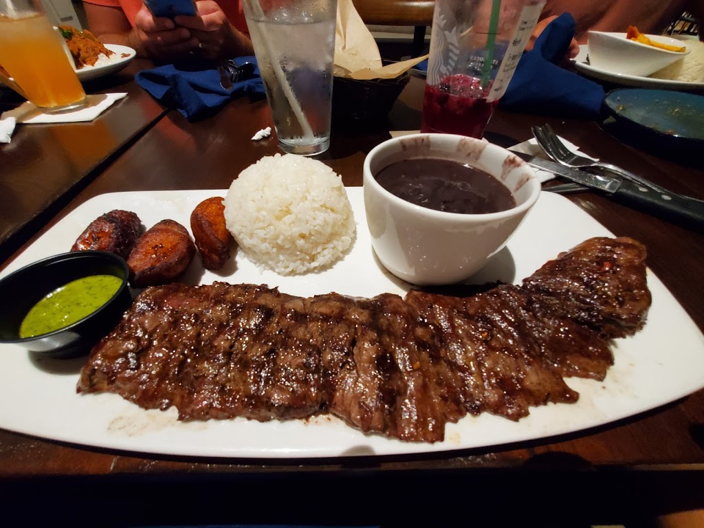 Padrinos Cuban, Fort Lauderdale | restaurant | 1135 N Federal Hwy, Fort Lauderdale, FL 33304, USA | 9542108989 OR +1 954-210-8989