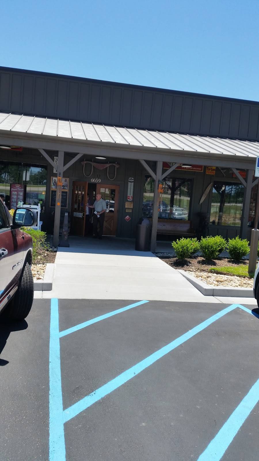 Cracker Barrel Old Country Store | restaurant | 6659 US 49, Hattiesburg, MS 39401, USA | 6012967950 OR +1 601-296-7950