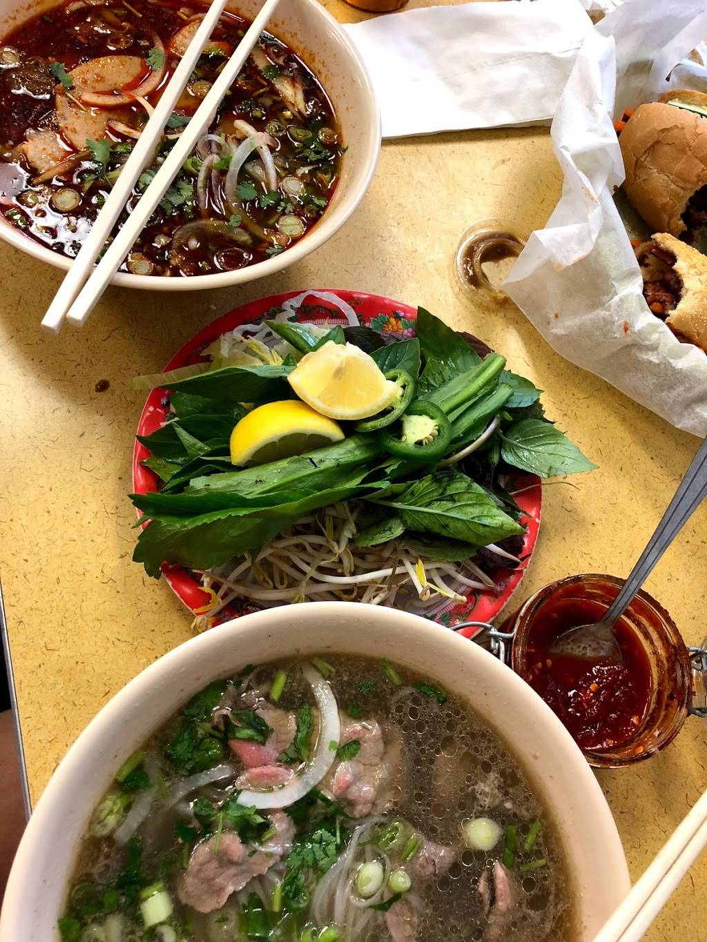Saigon Deli | cafe | 3858 W Waters Ave, Tampa, FL 33614, USA | 8138873888 OR +1 813-887-3888