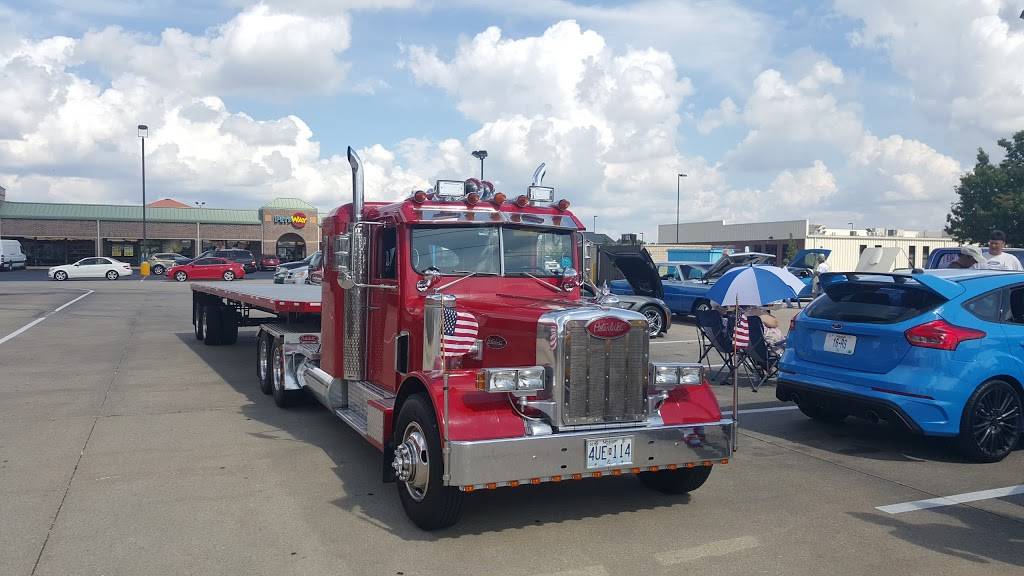 Hardees | restaurant | 1515 W Battlefield Rd, Springfield, MO 65807, USA | 4178895009 OR +1 417-889-5009