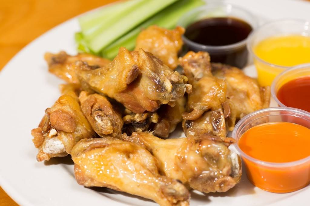 Italian House | restaurant | 1400 S Crystal Lake Dr, Orlando, FL 32806, USA | 4078950505 OR +1 407-895-0505