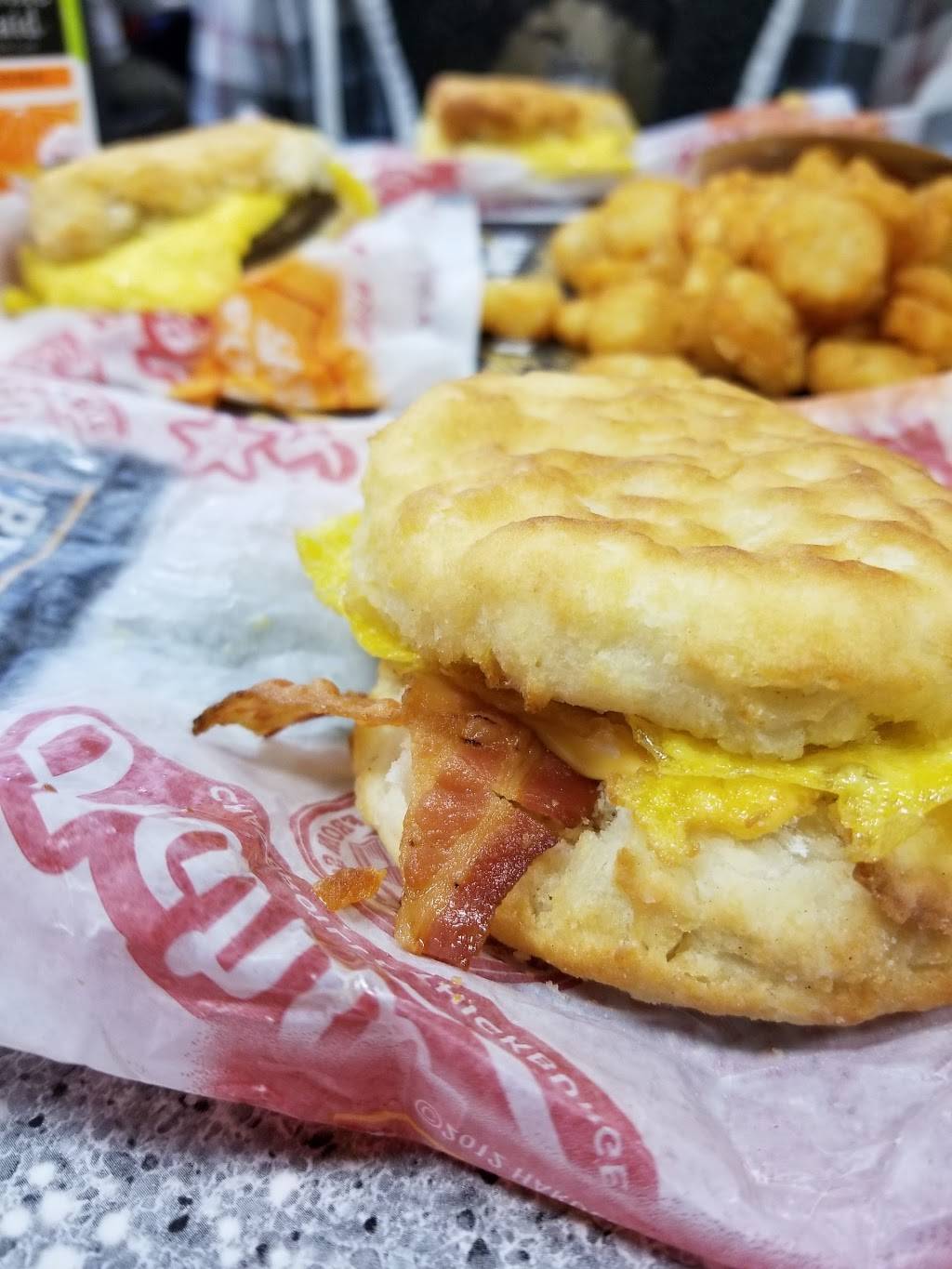 Hardees | restaurant | 104 S Tennessee St, Cartersville, GA 30120, USA | 6787198628 OR +1 678-719-8628