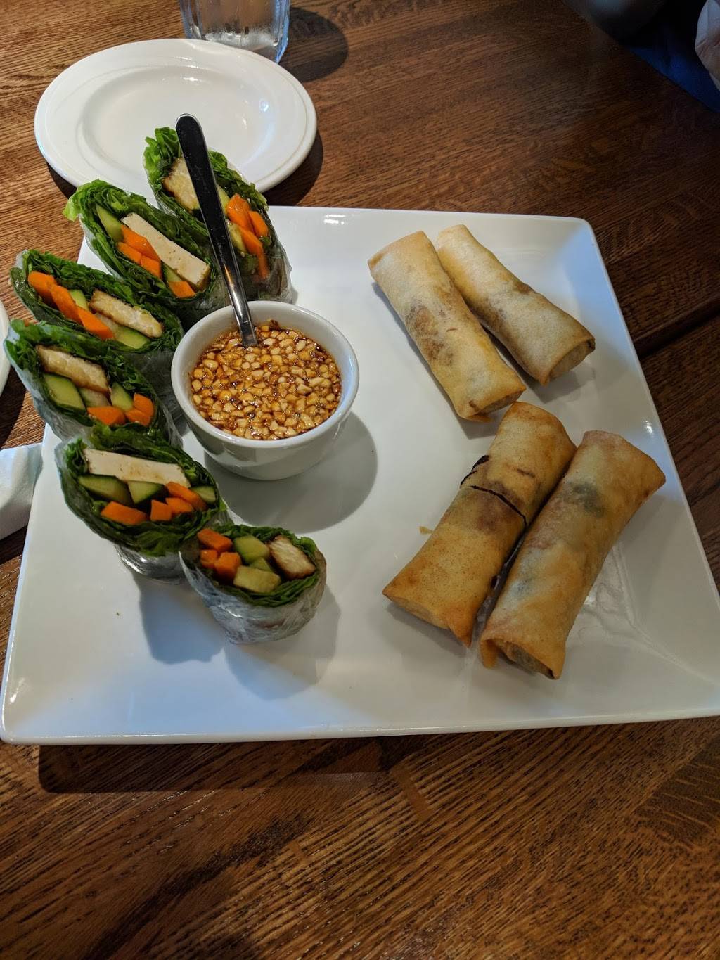 BoBoKo Indonesian Cafe | restaurant | 217 S Liberty St #102, Harrisonburg, VA 22801, USA | 5404343542 OR +1 540-434-3542