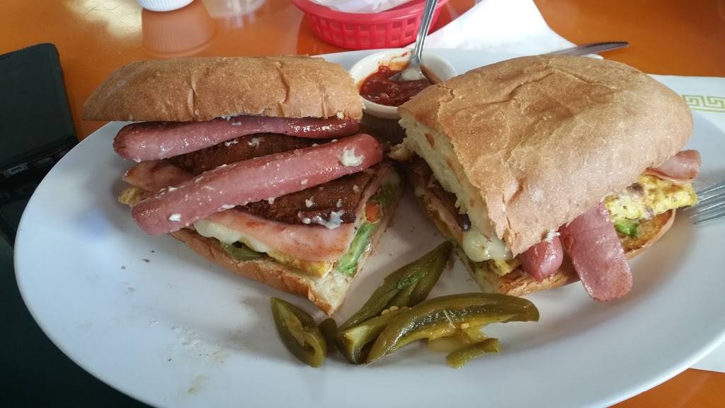 La Merced | restaurant | 855 W University Dr #17, Mesa, AZ 85201, USA | 4804858503 OR +1 480-485-8503