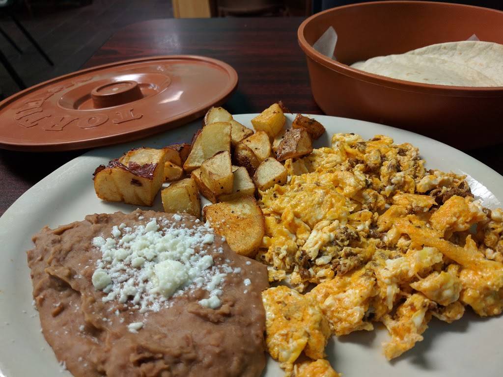 7 Mares | restaurant | 415 S Main St, LaBelle, FL 33935, USA | 8636740998 OR +1 863-674-0998