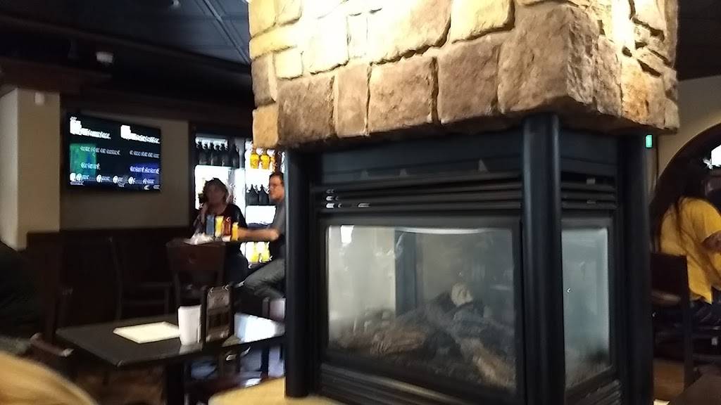 Rivals Sports Grille | restaurant | 6710 Smith Rd, Middleburg Heights, OH 44130, USA | 2162670005 OR +1 216-267-0005