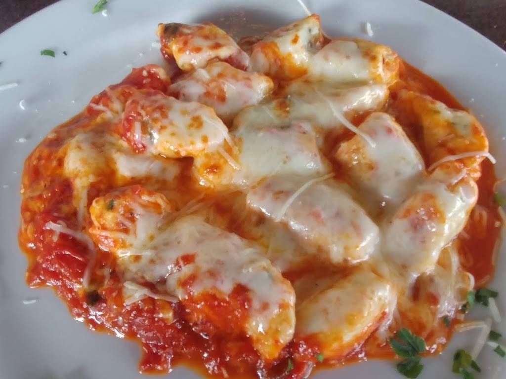 Marios Ocean Ave | restaurant | 225 E Ocean Ave, Lantana, FL 33462, USA | 5615823013 OR +1 561-582-3013