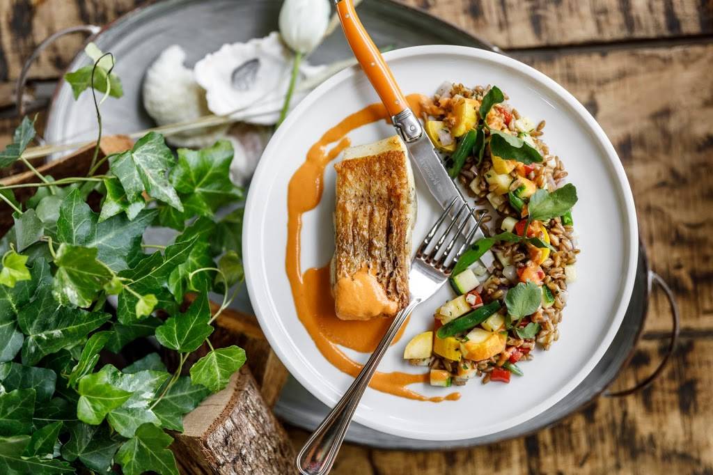 Kiki & Rye | restaurant | 656 G Long Point Rd, Mt Pleasant, SC 29464, USA | 8439810312 OR +1 843-981-0312