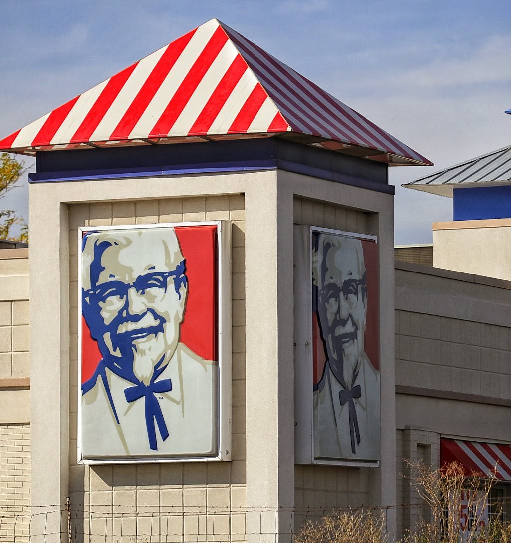 KFC | restaurant | 323 W Plaza Dr, Columbia City, IN 46725, USA | 2602447500 OR +1 260-244-7500