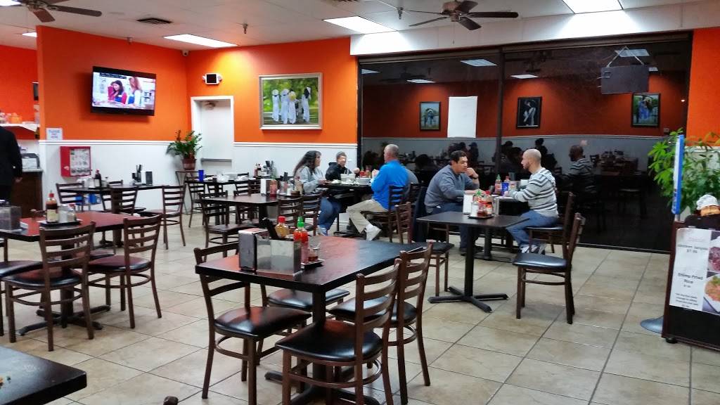 Pho King | restaurant | 1424 N Ben Maddox Way, Visalia, CA 93292, USA | 5597136678 OR +1 559-713-6678