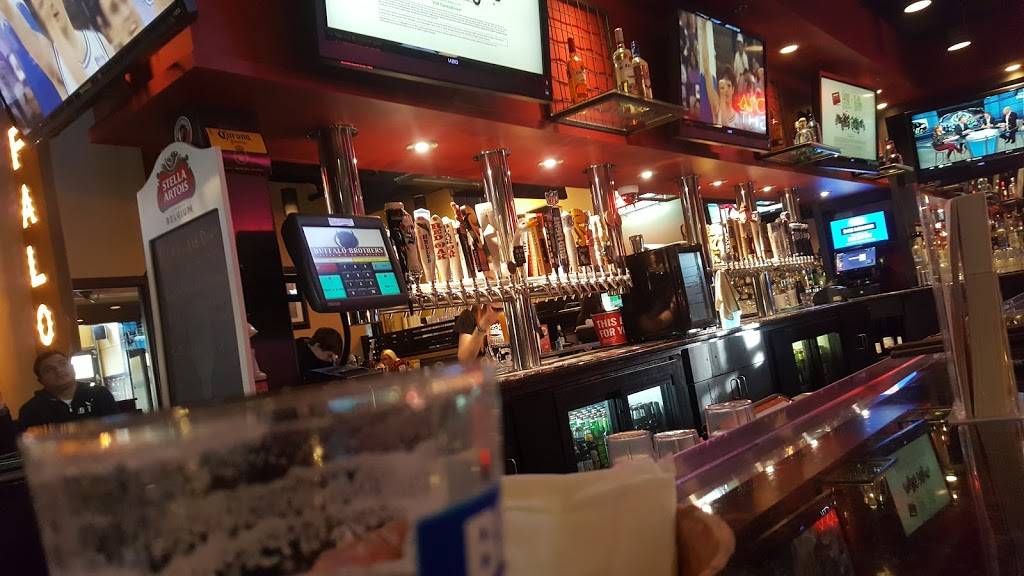 Buffalo Brothers | restaurant | 11735 Retail Dr, Wake Forest, NC 27587, USA | 9195706004 OR +1 919-570-6004