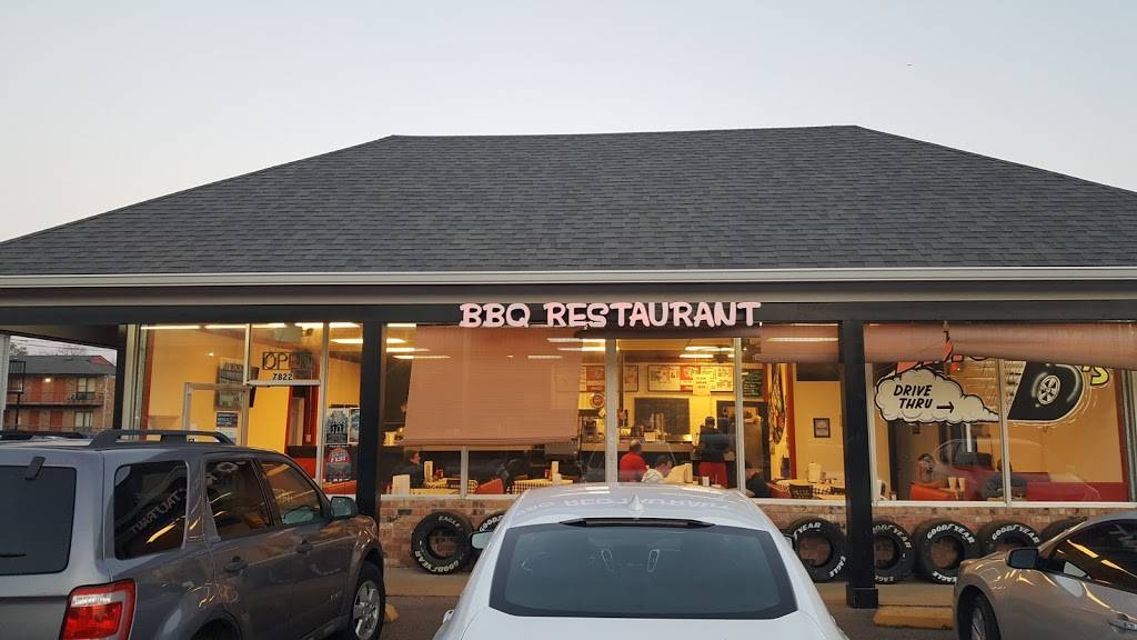 Smokin Ds Pit Stop BBQ | restaurant | 7822 US-51, Millington, TN 38053, USA | 9018734970 OR +1 901-873-4970