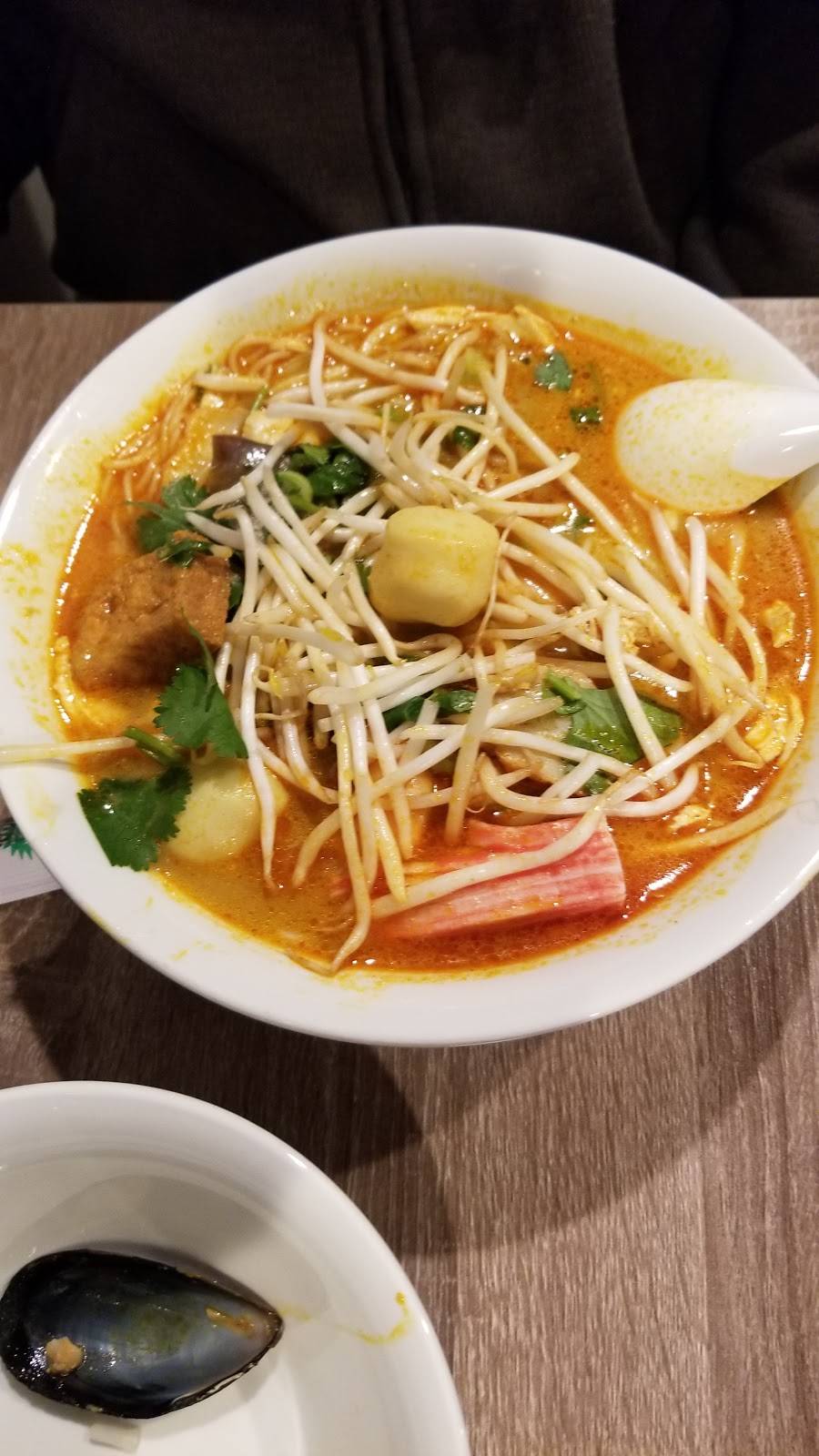 LAmour de Saigon | restaurant | 321A W Portal Ave, San Francisco, CA 94127, USA | 4155928678 OR +1 415-592-8678