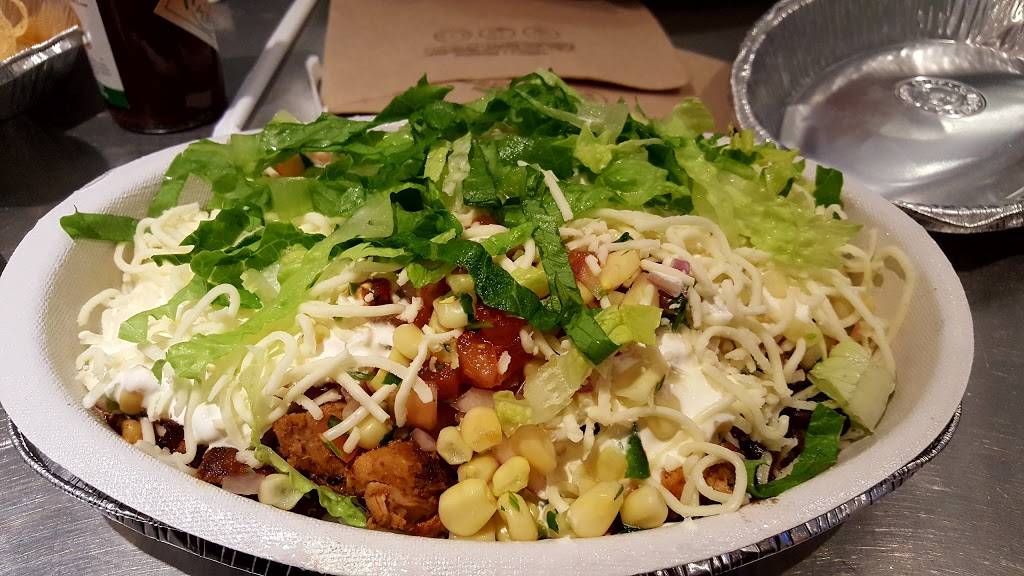 Chipotle Mexican Grill | restaurant | 2303 White Bear Ave, N Ste H, Maplewood, MN 55109, USA | 6517772155 OR +1 651-777-2155