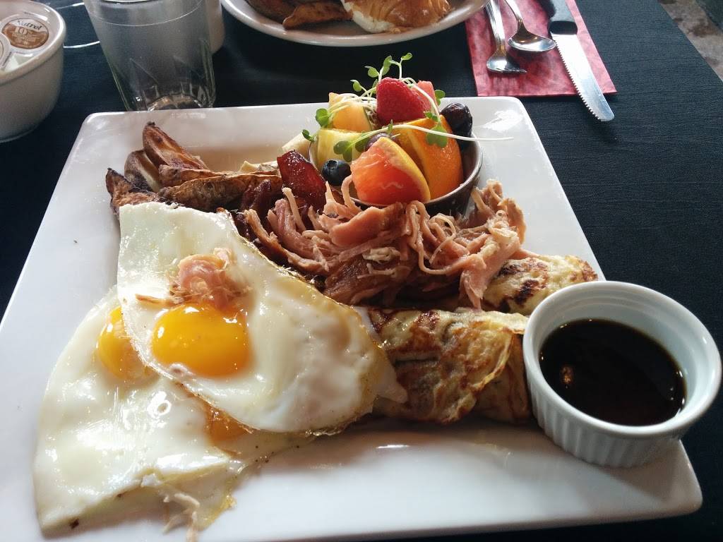 Le Marche Public Mante du Carre | restaurant | 6 Rue Daniel Johnson, Danville, QC J0A 1A0, Canada | 8198392843 OR +1 819-839-2843