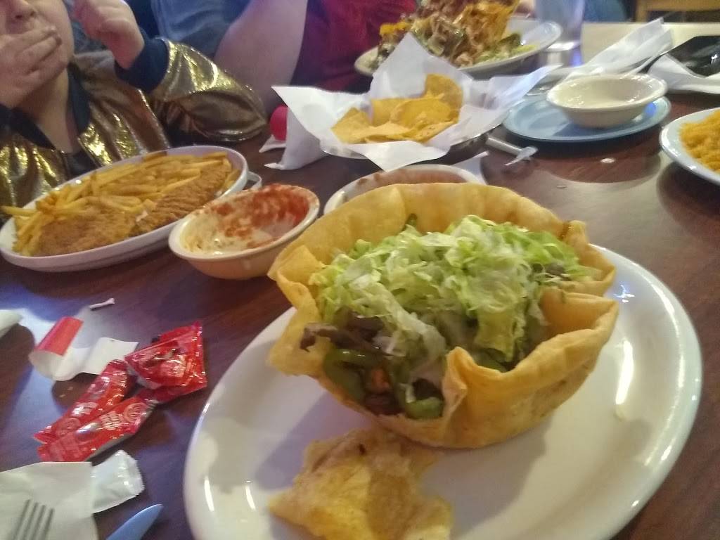 Lupitas Mexican Restaurant | restaurant | 1009 St Francis St, Kennett, MO 63857, USA | 5739195042 OR +1 573-919-5042