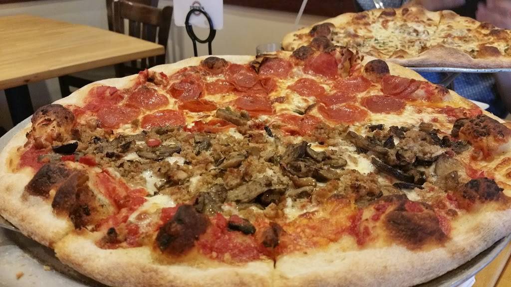 Petes New Haven Style Apizza | restaurant | 4940 Wisconsin Ave, Washington, DC 20016, USA | 2022377383 OR +1 202-237-7383