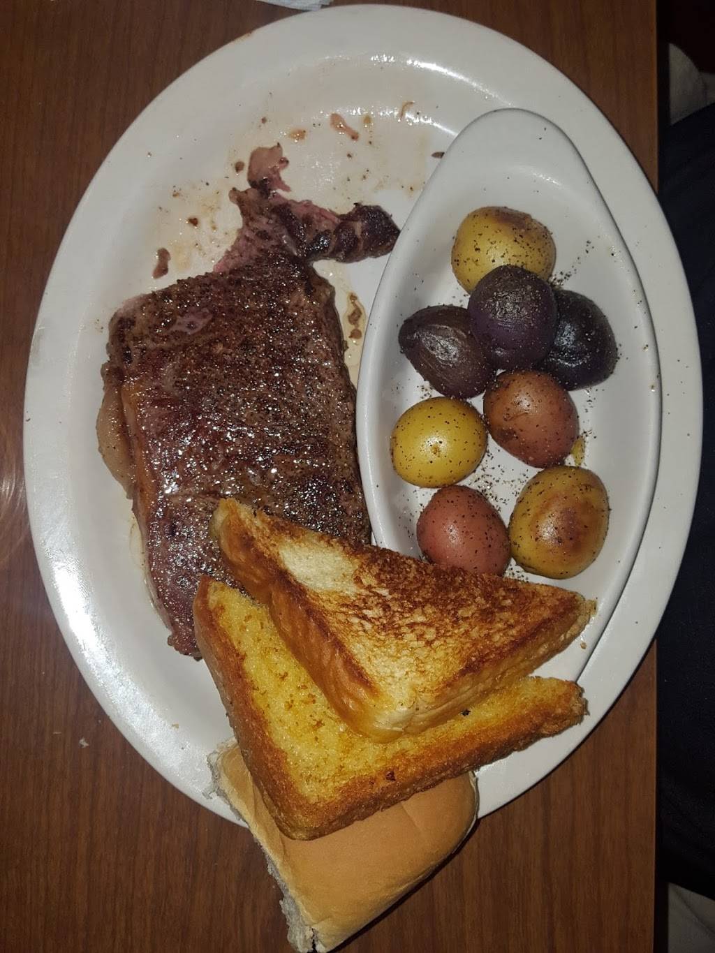 ACME Bar & Grill | restaurant | 1105 E State Blvd, Fort Wayne, IN 46805, USA | 2604802263 OR +1 260-480-2263