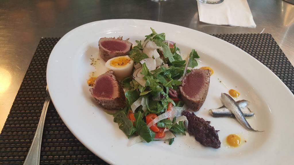 Bistro Bis | restaurant | 15 E St NW, Washington, DC 20001, USA | 2026612700 OR +1 202-661-2700