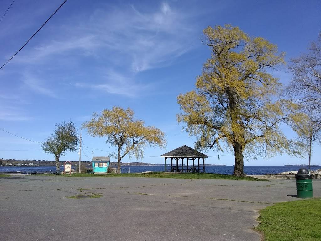 Salem Lowe | restaurant | 201 Fort Ave, Salem, MA 01970, USA | 9787446132 OR +1 978-744-6132