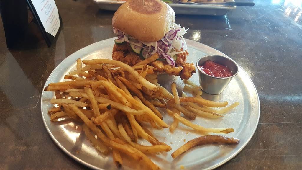 P-Beaus | restaurant | 121 Bass Pro Blvd, Denham Springs, LA 70726, USA | 2252718545 OR +1 225-271-8545