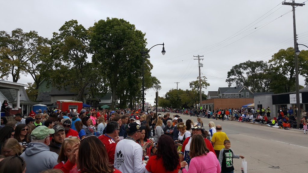 Sloopys Bar & Grill | restaurant | 163 Copeland Ave, La Crosse, WI 54603, USA | 6087850245 OR +1 608-785-0245