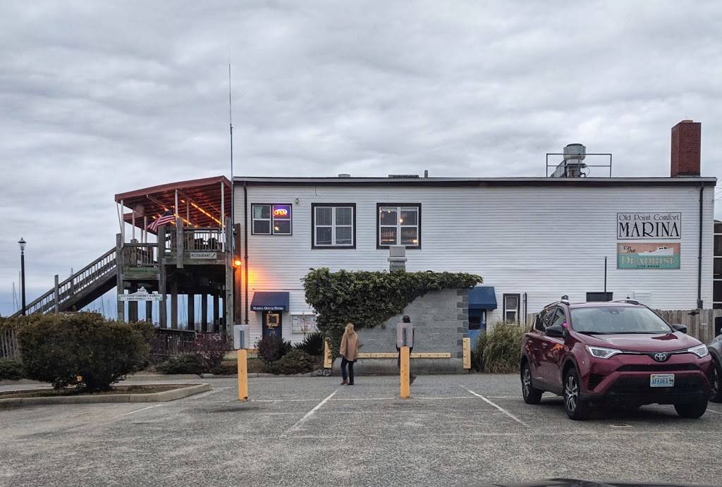 The Deadrise | restaurant | 100 McNair Dr, Hampton, VA 23651, USA | 7577887190 OR +1 757-788-7190