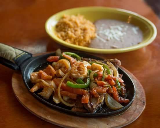 Casa Sevilla Odon 2 | restaurant | 100 N West St, Odon, IN 47562, USA | 8126362000 OR +1 812-636-2000