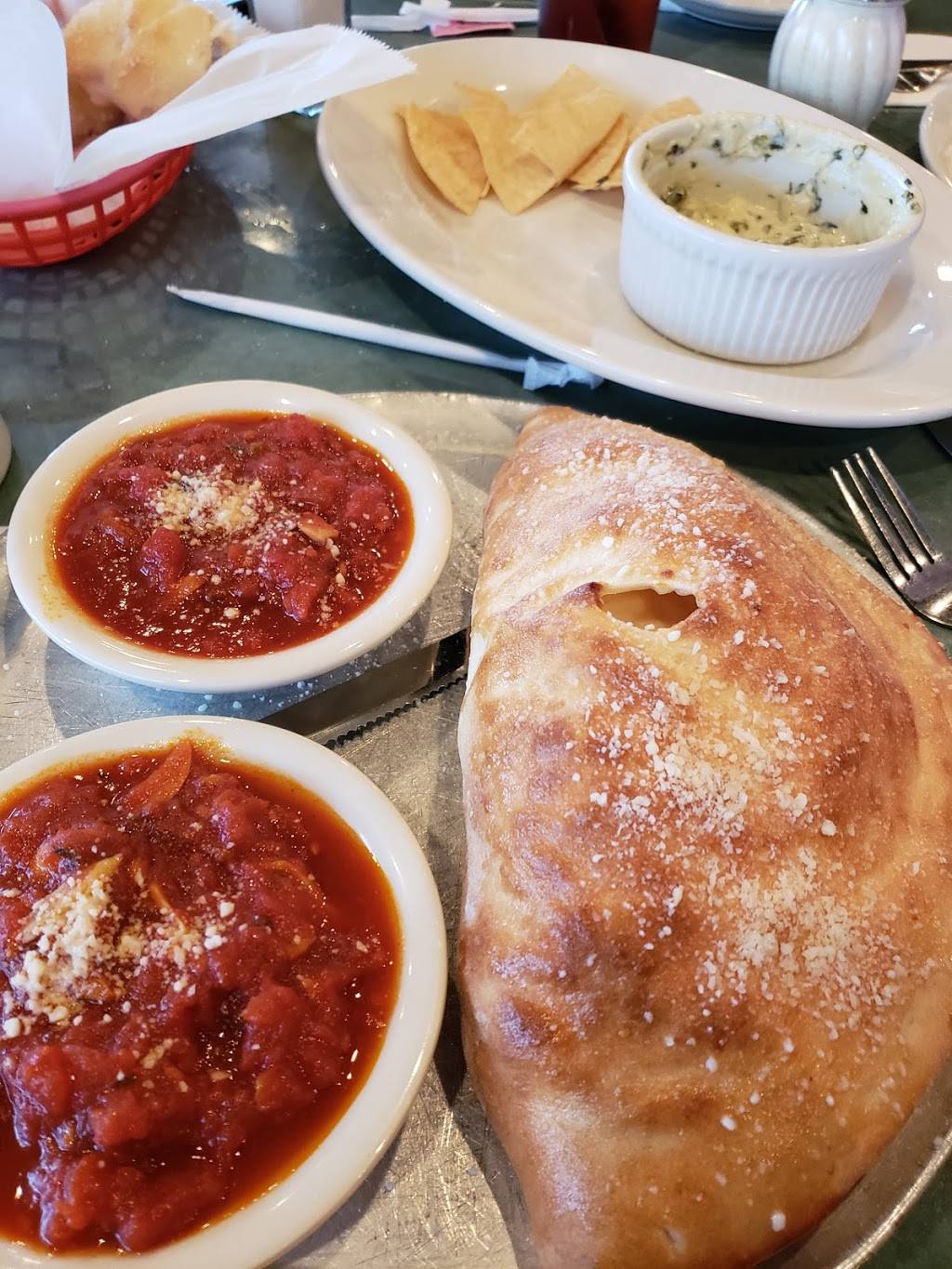 Bibas Italian | restaurant | 5918 Hixson Pike, Hixson, TN 37343, USA | 4238430001 OR +1 423-843-0001