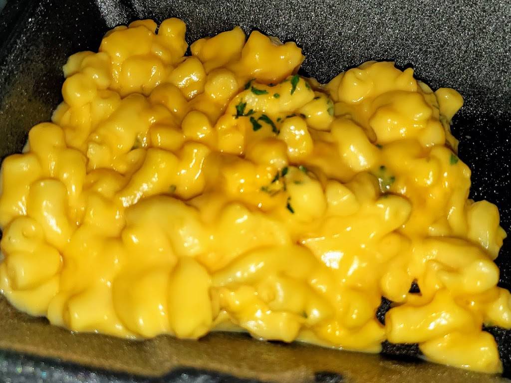 Giuseppes Italian Market | restaurant | 1201 Youngstown Warren Rd, Niles, OH 44446, USA | 3305056400 OR +1 330-505-6400