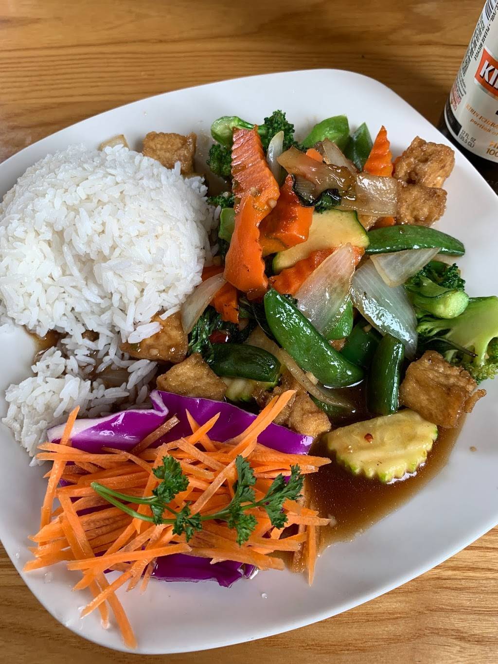 Alice Thai | restaurant | 3929 Battleground Ave, Greensboro, NC 27410, USA | 3369074009 OR +1 336-907-4009