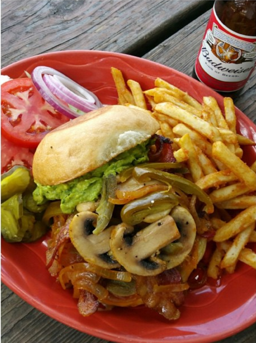 La Tuna | restaurant | 100 Probandt, San Antonio, TX 78204, USA | 2102125727 OR +1 210-212-5727