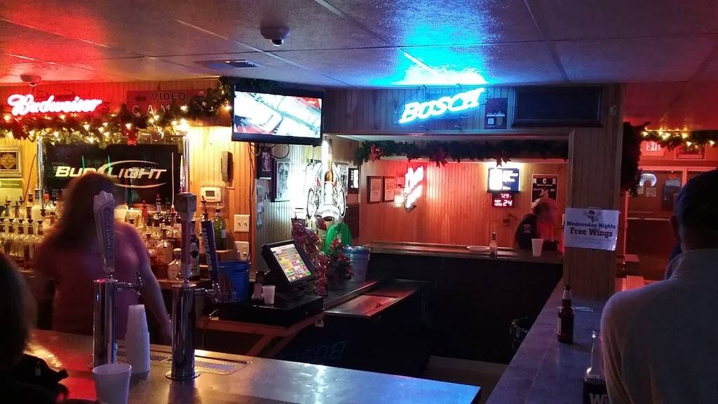 Blue Grouch Pub | restaurant | 510 W Maple Ave S, Springfield, IL 62704, USA | 2175278395 OR +1 217-527-8395