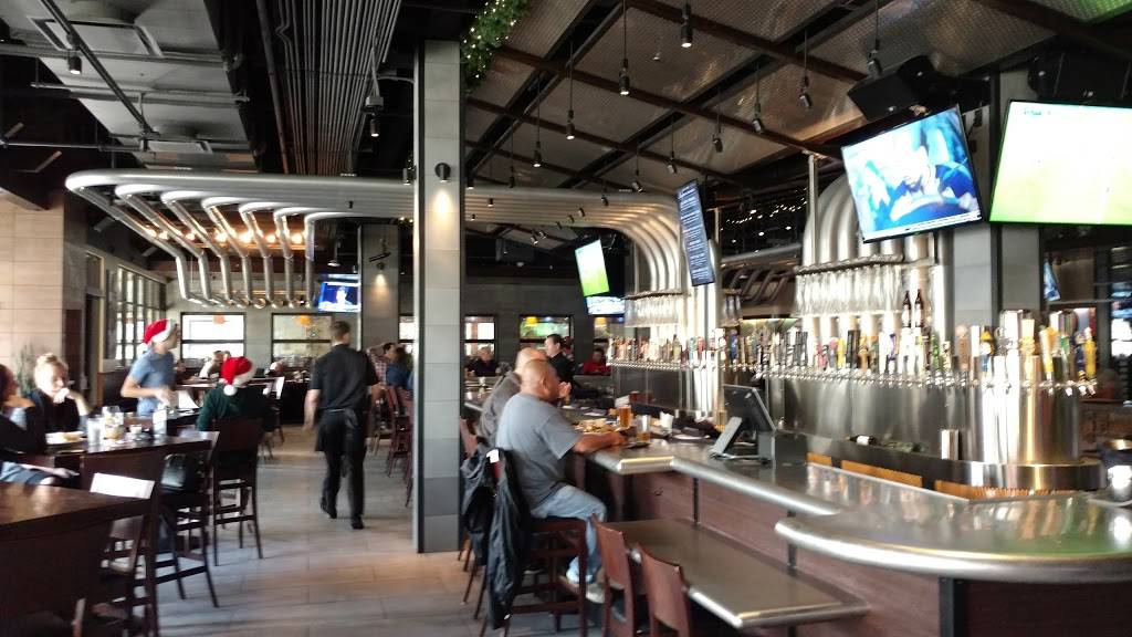 Yard House | restaurant | 13455 Maxella Ave Suite 150-170, Marina Del Rey, CA 90292, USA | 3108227690 OR +1 310-822-7690