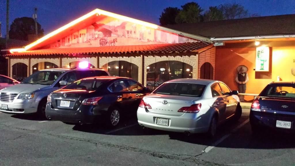 La Carreta | restaurant | 2245 Langhorne Rd, Lynchburg, VA 24501, USA | 4345286800 OR +1 434-528-6800