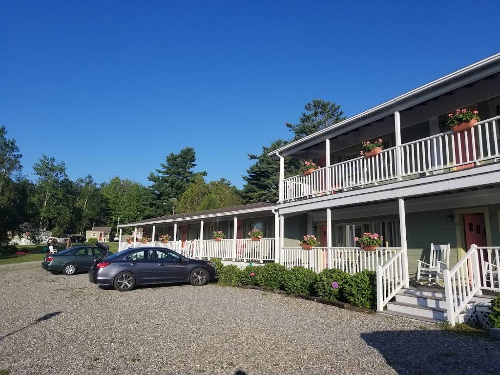 Bay Leaf Cottages & Bistro | restaurant | 2372 Atlantic Hwy, Lincolnville, ME 04849, USA | 2075050458 OR +1 207-505-0458